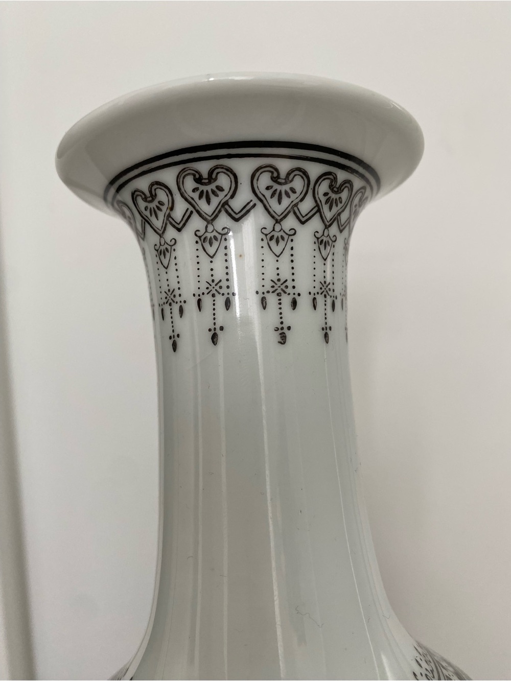 Vase with crack - ref - Picture 5 of 6